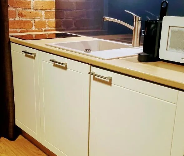 Cozy Two-story Loft 6 Апартаменты